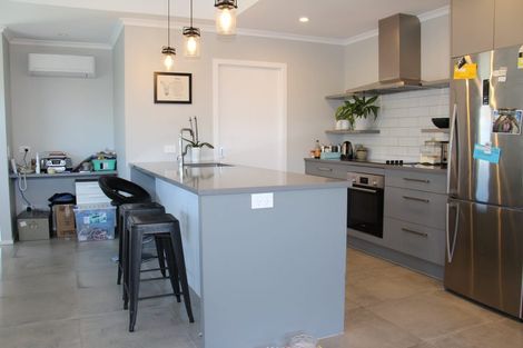 Photo of property in 9 Kotiate Street, Papamoa Beach, Papamoa, 3118