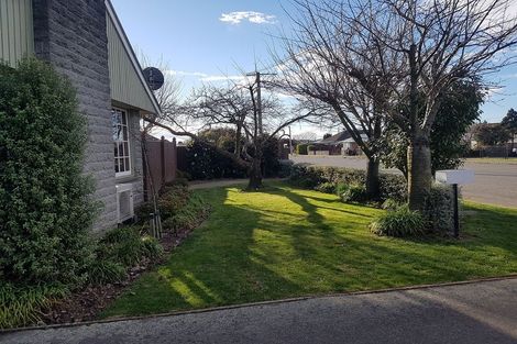 Photo of property in 15 Mortlake Street, Islington, Christchurch, 8042
