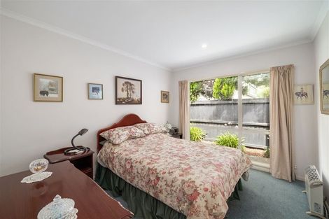 Photo of property in 8 Ilam Road, Upper Riccarton, Christchurch, 8041