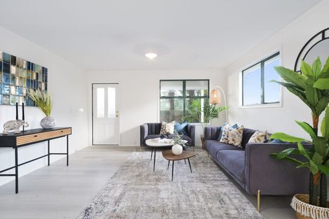 Photo of property in 52a Metcalfe Road, Ranui, Auckland, 0612