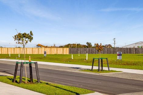 Photo of property in 74 Turuturu Road, Hawera, 4674