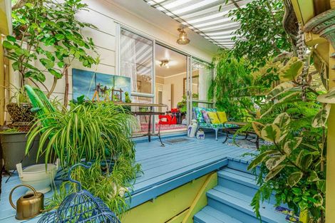 Photo of property in 3a/1 Kirrie Avenue, Te Atatu South, Auckland, 0610