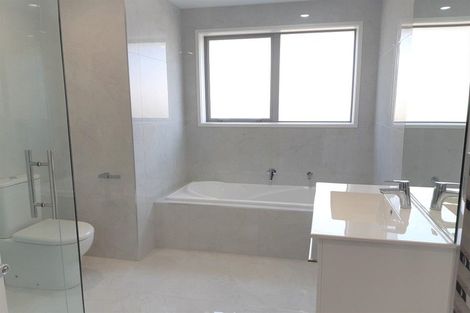 Photo of property in 5 Leathem Crescent, Pokeno, 2402