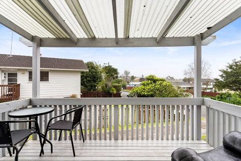 Photo of property in 14 Waari Avenue, Sunnyvale, Auckland, 0612