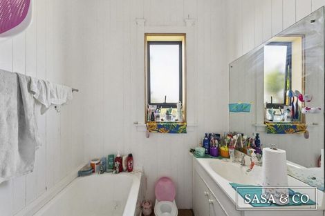 Photo of property in 10 Ferguson Street, Mangere East, Auckland, 2024