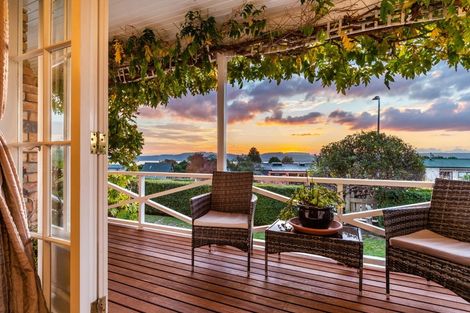 Photo of property in 70 Shepherd Road, Waipahihi, Taupo, 3330