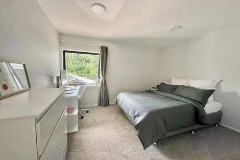 Photo of property in 24a Lyons Avenue, Murrays Bay, Auckland, 0630