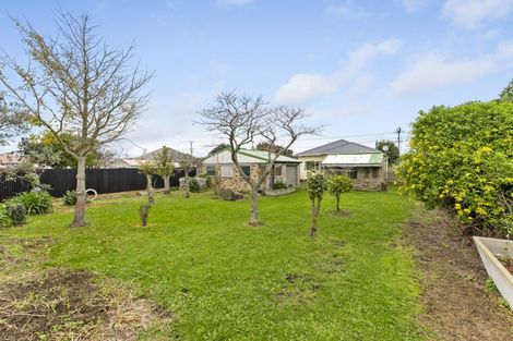 Photo of property in 84 Puriri Street, Gonville, Whanganui, 4501