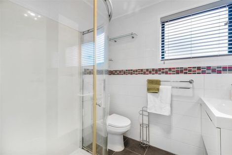 Photo of property in 49 Minaret Drive, Bucklands Beach, Auckland, 2014