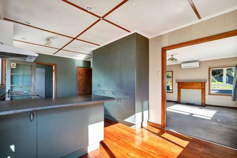 Photo of property in 63 Bayly Road, Blagdon, New Plymouth, 4310