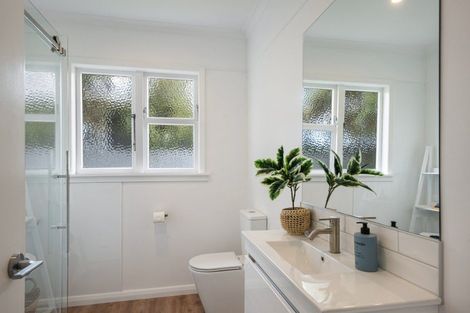 Photo of property in 30 Graham Street, Levin, 5510