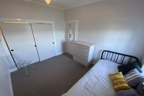 Photo of property in 425 Karaka Bay Road, Karaka Bays, Wellington, 6022