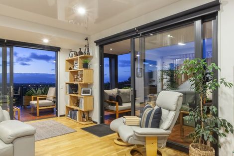 Photo of property in 101 Kakariki Grove, Waikanae, 5036