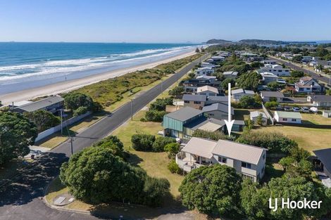 Photo of property in 66 Bway Road, Waihi Beach, 3611