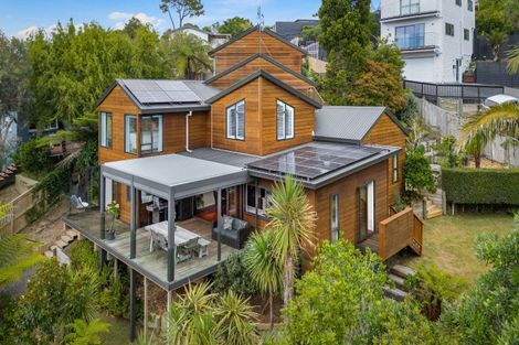 Photo of property in 433 East Coast Road, Mairangi Bay, Auckland, 0630
