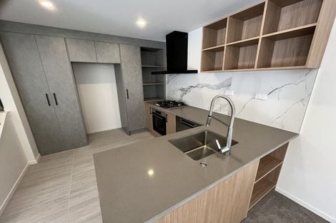 Photo of property in 4/116 Colwill Road, Massey, Auckland, 0614