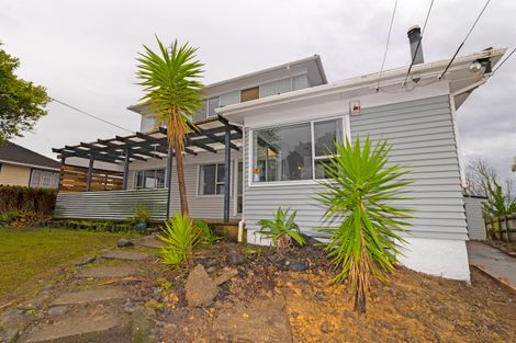 Photo of property in 207 Don Buck Road, Massey, Auckland, 0614