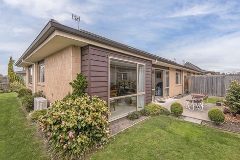 Photo of property in 3 Reeves Road, Rangiora, 7400