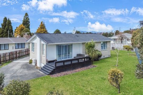Photo of property in 6 Warihi Place, Ngongotaha, Rotorua, 3010