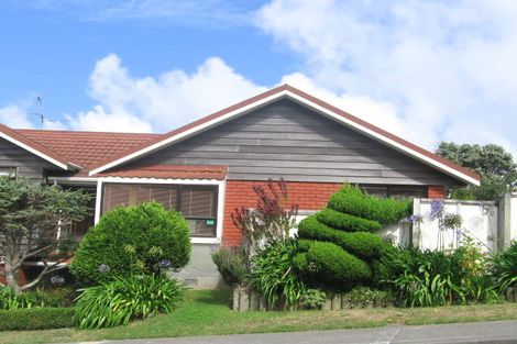 Photo of property in 19 Satara Crescent, Khandallah, Wellington, 6035