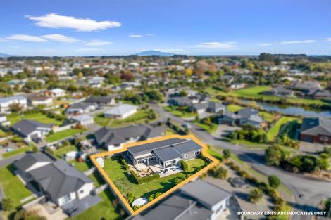 Photo of property in 11 Te Harawira Street, Otaki, 5512