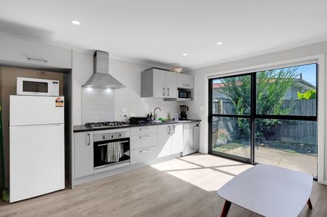 Photo of property in 2/54 Helena Road, Hillcrest, Hamilton, 3216