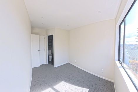 Photo of property in 6/20 William Souter Street, Forrest Hill, Auckland, 0620