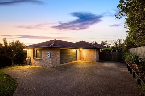 Photo of property in 38 Seamount Drive, Red Beach, 0932