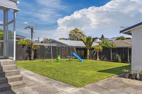 Photo of property in 11 Goods Road, Otumoetai, Tauranga, 3110