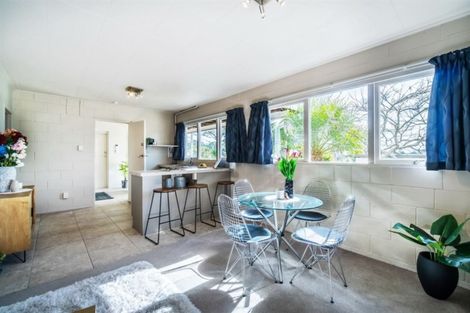 Photo of property in 8 Catrina Avenue, Birkenhead, Auckland, 0626