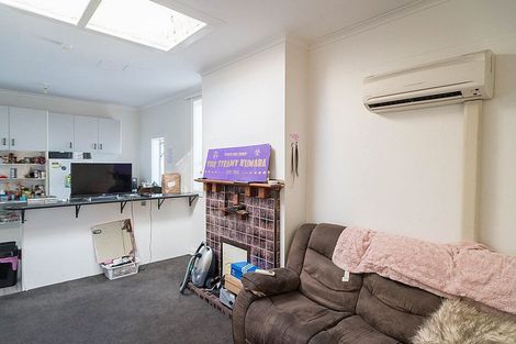 Photo of property in 19 Hyde Street, North Dunedin, Dunedin, 9016