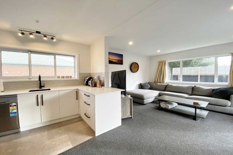 Photo of property in 18 Awatea Road, Hornby, Christchurch, 8042