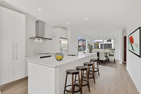 Photo of property in 8 George Mcwhirter Avenue, Massey, Auckland, 0614