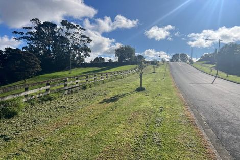 Photo of property in 6 Matheson Road, Red Beach, 0932