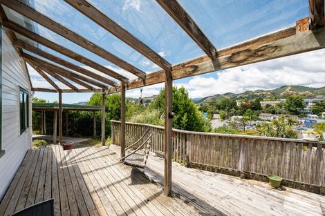 Photo of property in 50 Wellington Street, Nelson South, Nelson, 7010