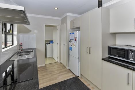 Photo of property in 8 Burbridge Road, Favona, Auckland, 2024