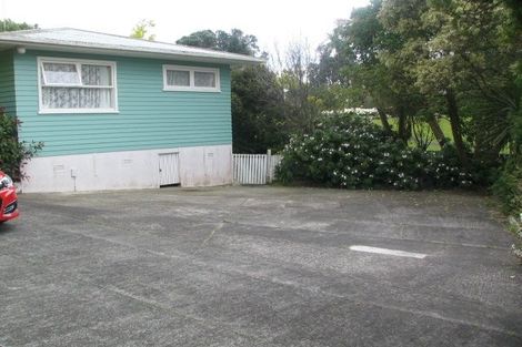 Photo of property in 28 Rosalind Road, Glenfield, Auckland, 0629