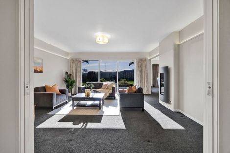 Photo of property in 4 Nikau Place, Hawera, 4610