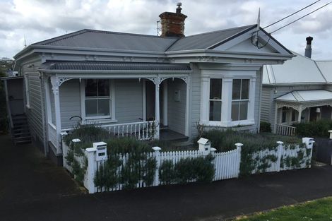 Photo of property in 16a Wharf Road, Te Atatu Peninsula, Auckland, 0610