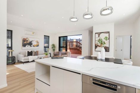 Photo of property in 1b Altair Place, Windsor Park, Auckland, 0632