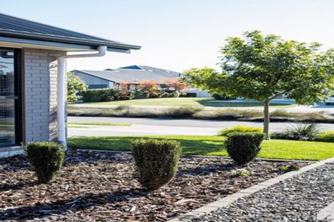 Photo of property in 54 Norfolk Drive, Cambridge, 3434