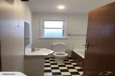 Photo of property in 54 Horokiwi Road West, Newlands, Wellington, 6037