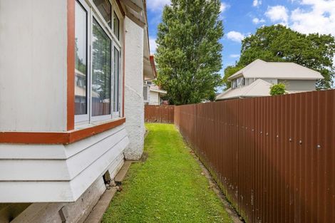 Photo of property in 77 Heretaunga Street, Palmerston North, 4414