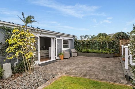 Photo of property in 11 Alexander Street, Tauranga South, Tauranga, 3112