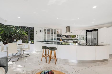 Photo of property in 24 Santa Cruz Drive, Shamrock Park, Auckland, 2016