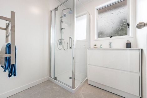 Photo of property in 11 Murillo Place, Henderson, Auckland, 0612