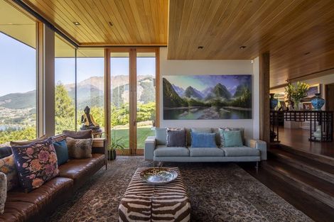 Photo of property in 27 Edinburgh Drive, Queenstown, 9300