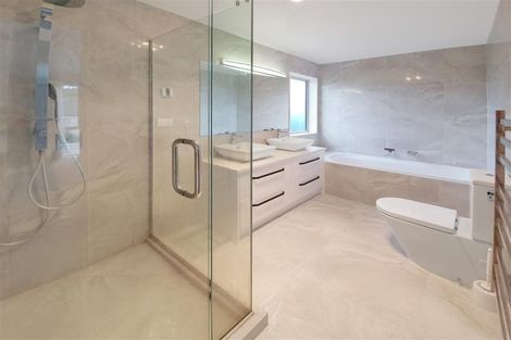 Photo of property in 9 Moko Lane, Greenhithe, Auckland, 0632