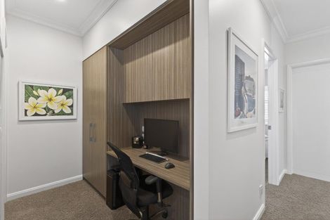 Photo of property in 5 Tupuhi Place, Highlands Park, New Plymouth, 4312