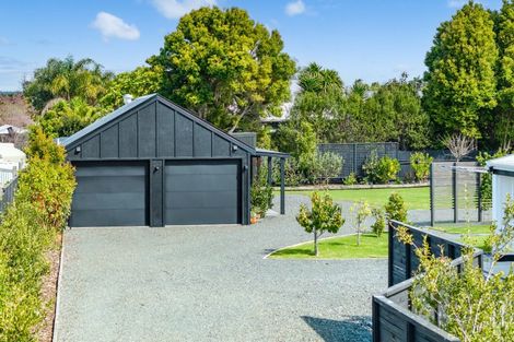 Photo of property in 4a Riverside Drive, Point Wells, 0986